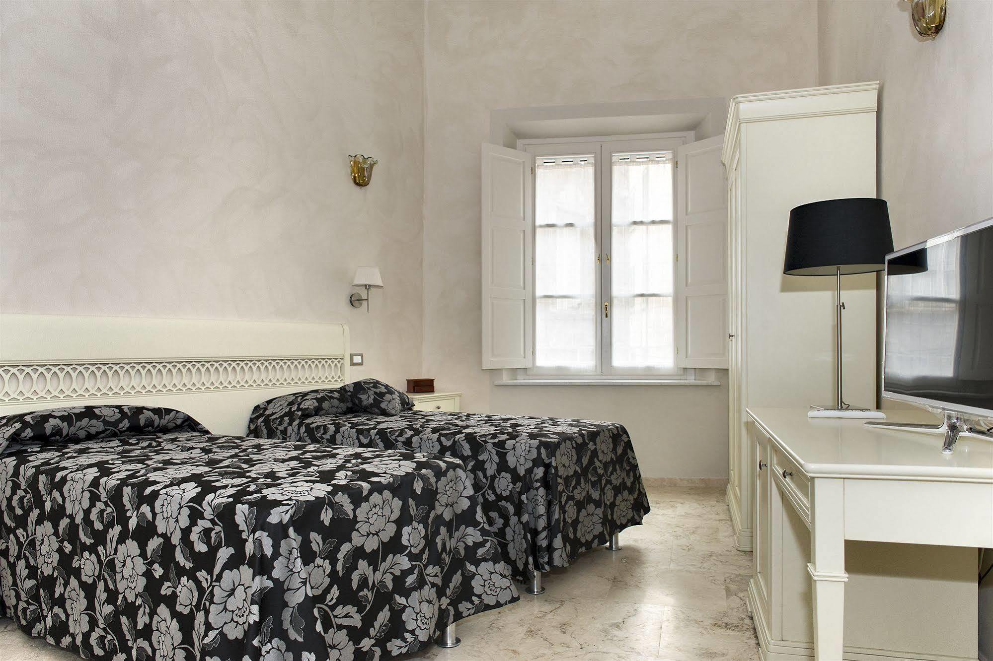 Relais Dei Mercanti B&B And Suites 피사 외부 사진